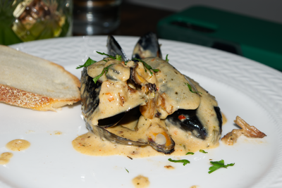 Hermanas Kitchen and Cocktails